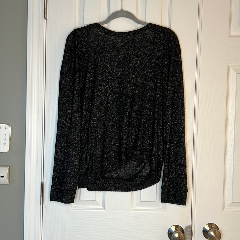 Joah Brown grey top